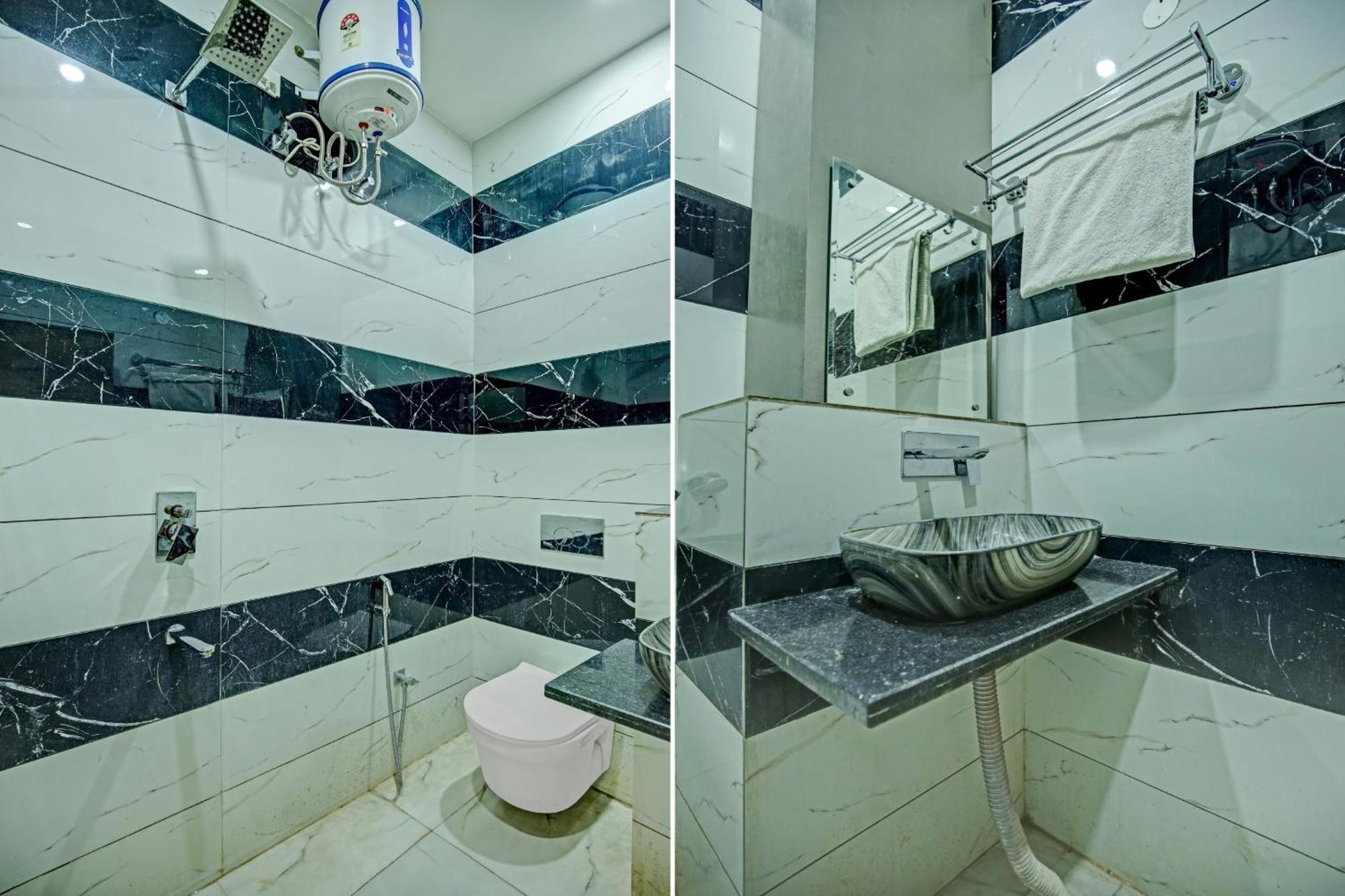 Collection O Rd Hotel Zirakpur Exteriör bild